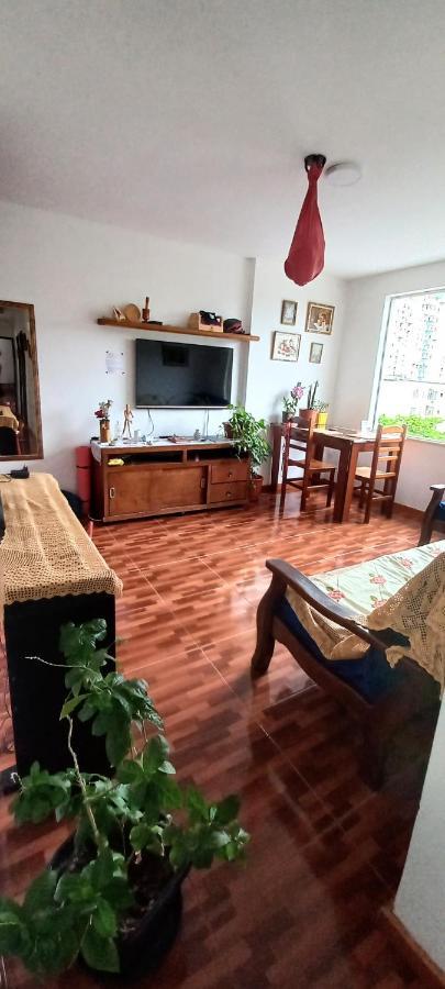 Quarto Individual Na Ary Parreiras Niterói Екстериор снимка